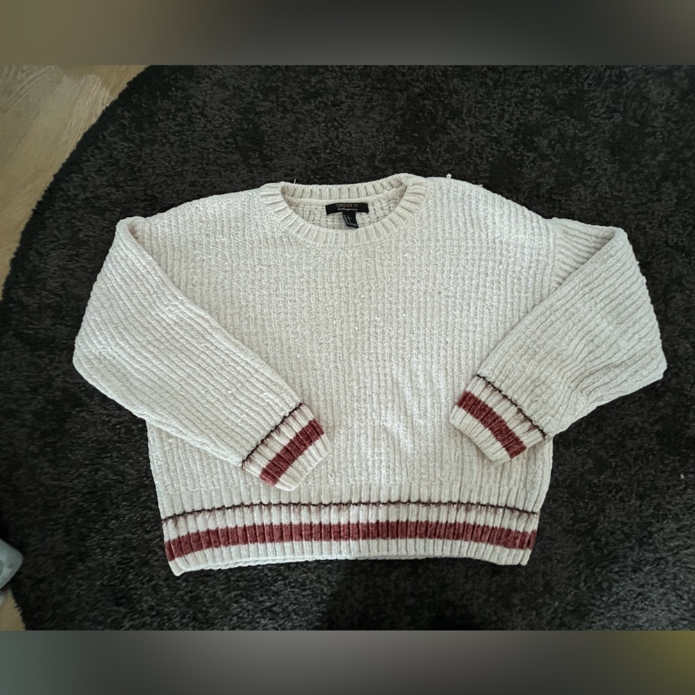 Forever 21 Chenille type sweater size large